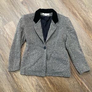 Jones New York Gray and Black Tailored Blazer